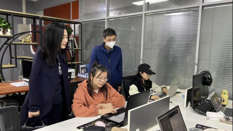 选择标准：资质与实力