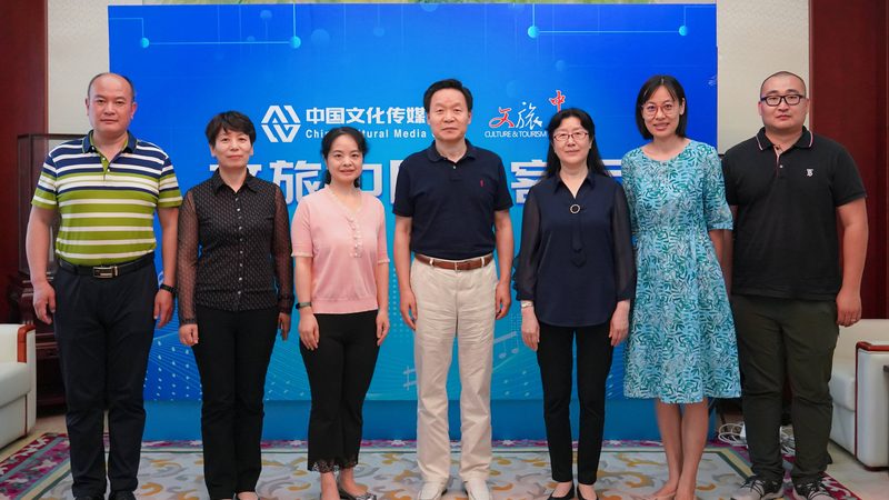 短视频代运营的效果评估，离不开数据的支持。以下是一些关键数据指标：